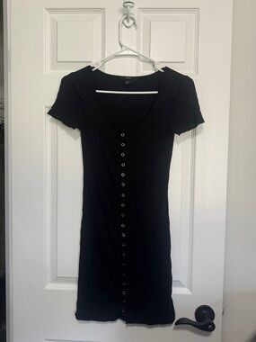 forever 21 Black Short Sleeve Soft Button-Front Dress